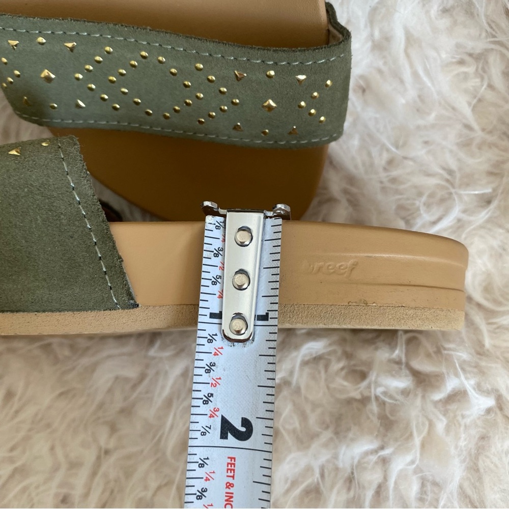 NWOT REEF  Cushion Vista Studded Slide Sandals Olive Green Gold Studs Size 7 - Picture 6 of 9